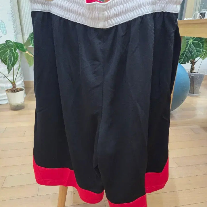[BUNJANG] Nike Logo Athletic Shorts / 나이키 반바지 새상품
