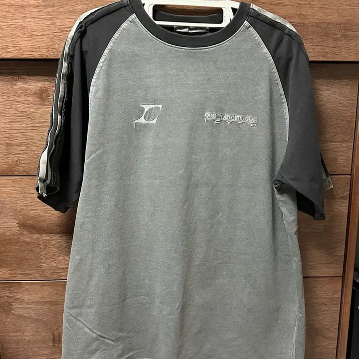 [BUNJANG] ISIT O Raglan T-shirt Grey L / 아이시토 래글런 티셔츠 그레이 L