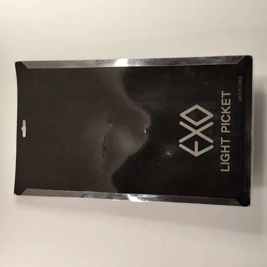 [BUNJANG] EXO Retro Lightstick (Sealed) / [미개봉] EXO 엑소 레트로 응원봉
