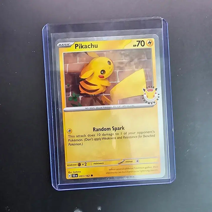 [BUNJANG] Pokemon Pikachu 30th Anniversary North America Limited Edition Card / 포켓몬 카드 피카츄 30주년 기념 북미 한정