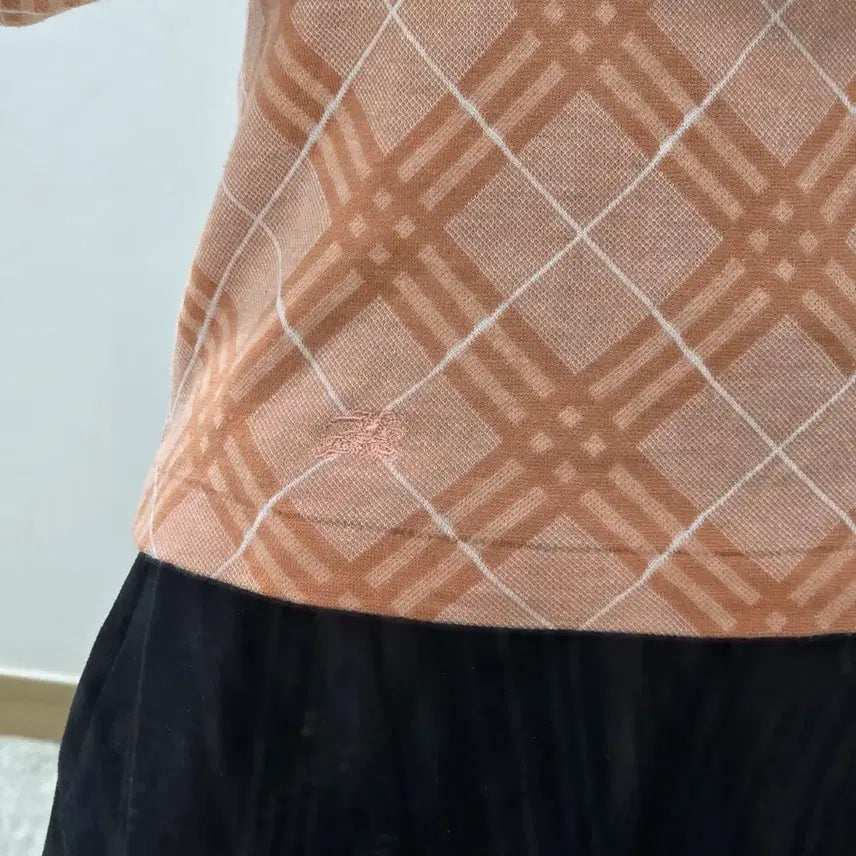 [BUNJANG] Burberry Blue Label Vintage Nova Check V-Neck Knit Top / 버버리 블루라벨 희귀 일본판빈티지)노바체크 라떼갸루 살구핑크오렌지색 니트