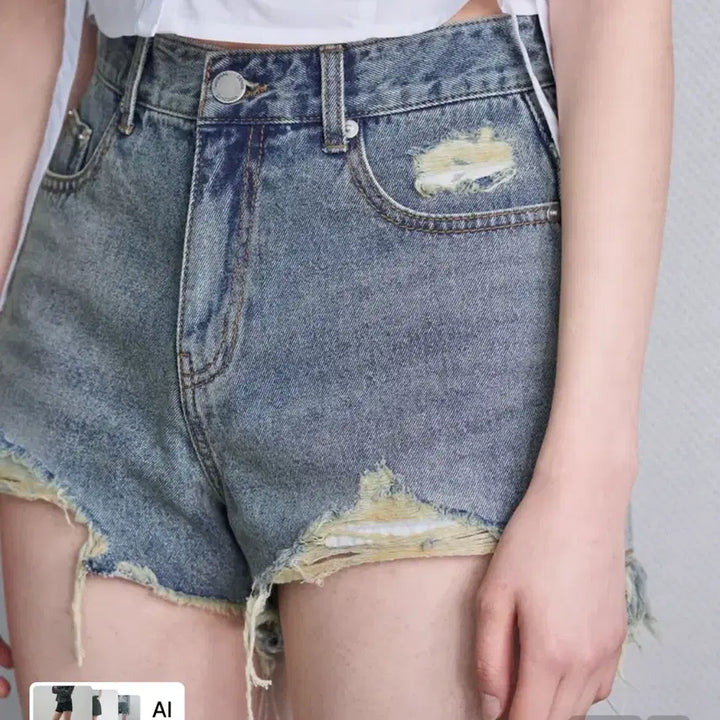 [BUNJANG] Ourdays Cut Off Vintage Denim Shorts (Vintage Blue, M) / (새상품) 아워데이즈 컷 오프 빈티지 데님 쇼츠 빈티지 블루 M