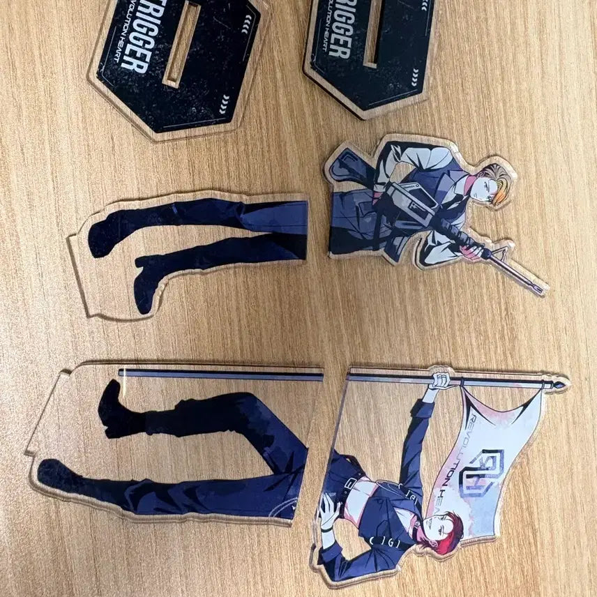 [BUNJANG] Reverberation Acrylic Stand / 리레볼루션 아크릴