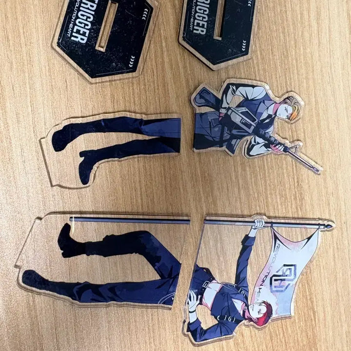 [BUNJANG] Reverberation Acrylic Stand / 리레볼루션 아크릴