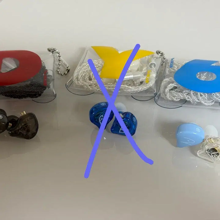 [BUNJANG] Day6 In-Ear Monitor (Unused, Box Opened) / 데이식스 인이어반 미사용
