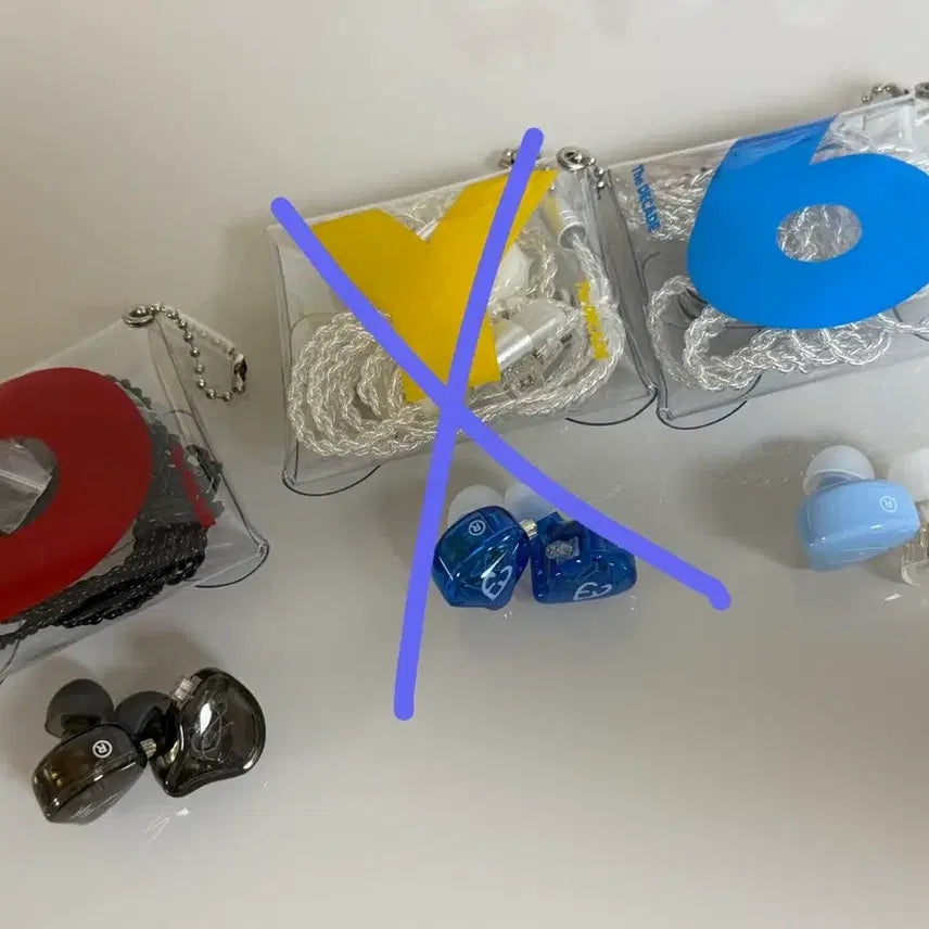 [BUNJANG] Day6 In-Ear Monitor (Unused, Box Opened) / 데이식스 인이어반 미사용
