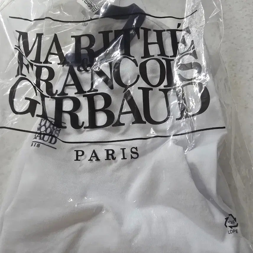 [BUNJANG] Marithe Francois Girbaud Small Logo T-Shirt / 새상품) 마리떼 스몰 로고 티 판매합니다 s