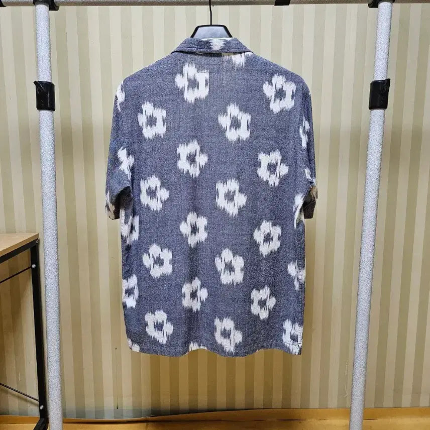 [BUNJANG] Universal Works Indigo Flower Camp Shirt Cotton / 유니버셜웍스 셔츠 코튼 L