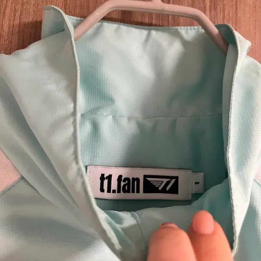 [BUNJANG] T1 Team Windbreaker Aqua White / 티원 바람막이 거의 새제품 페이커 케리아 착용 색상 도란 오너 페이즈