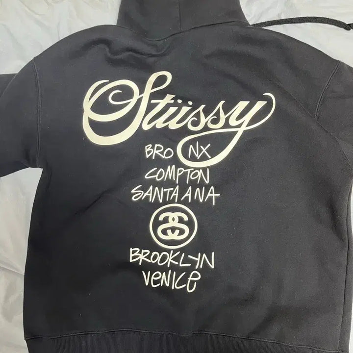 [BUNJANG] Stussy World Tour Navy Hooded Zip-Up Jacket / 스투시 월드투어 네이비 후드집업