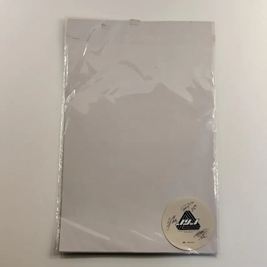 [BUNJANG] JYJ Poster Set (4 Posters, Sealed) / [미개봉] JYJ 포스터