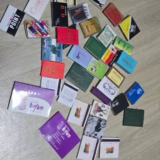 [BUNJANG] Rare Vintage Matchbox Collection (38 pcs) / 희귀 골동품 옛날 성냥갑 38개