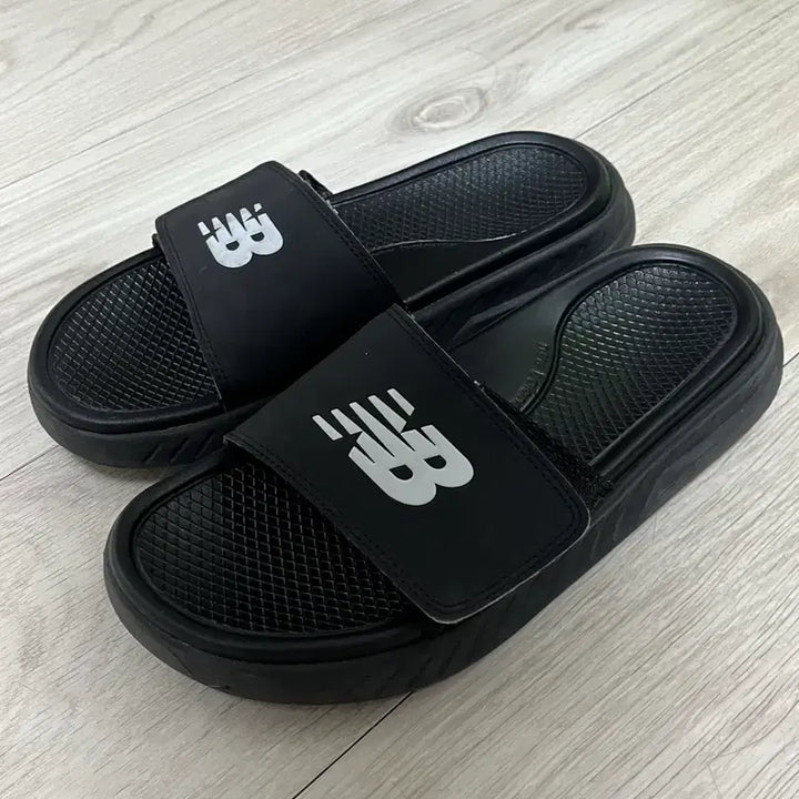 [BUNJANG] New Balance Cushioning Slide Black 260 / 뉴발란스 쿠셔닝 슬라이드 260