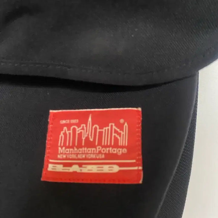 [BUNJANG] Manhattan Portage x Higher Music Messenger Bag / [MANHATTAN] 맨하탄포티지 메신저백 HIGHER MUSIC