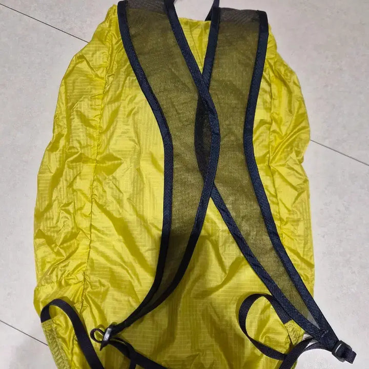 [BUNJANG] Montbell Versalite Pack 15 Yellow Backpack / 몽벨 버사라이트팩 15 옐로우 백팩 (새상품)
