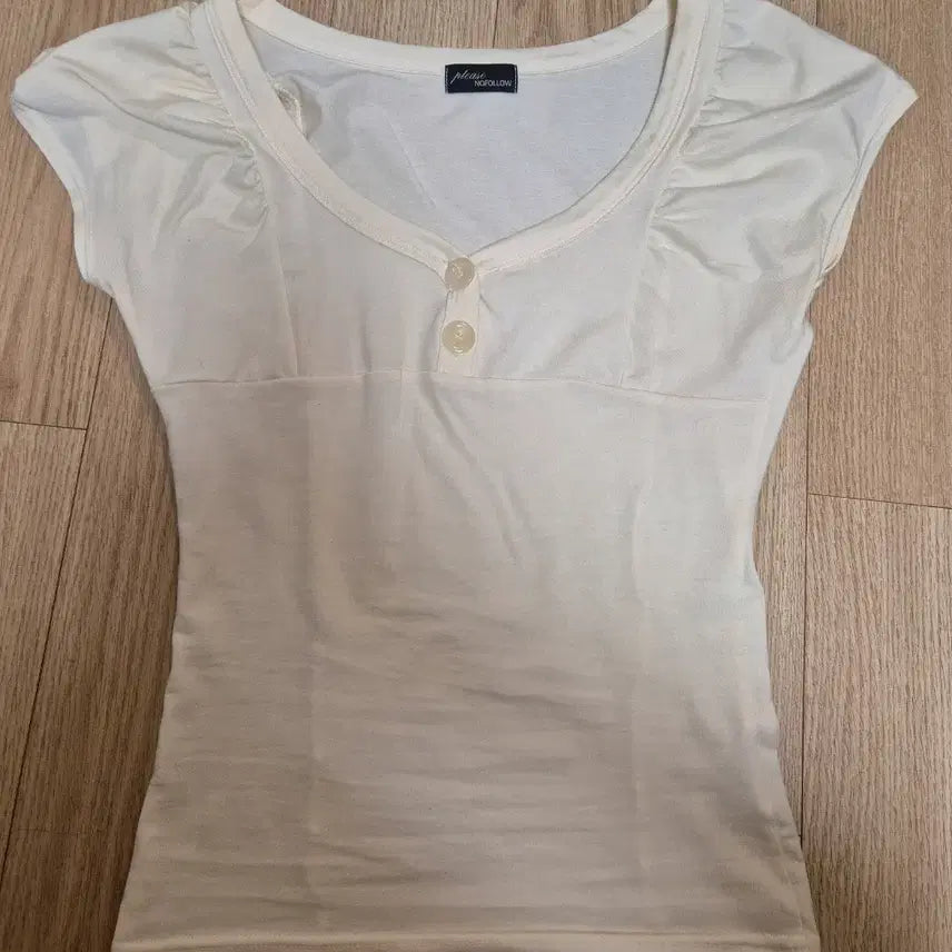 [BUNJANG] Please No Follow Sia Button Shirring Short Sleeve Top / 플리즈노팔로우 플노팔 시아 버튼 셔링 탑 레몬