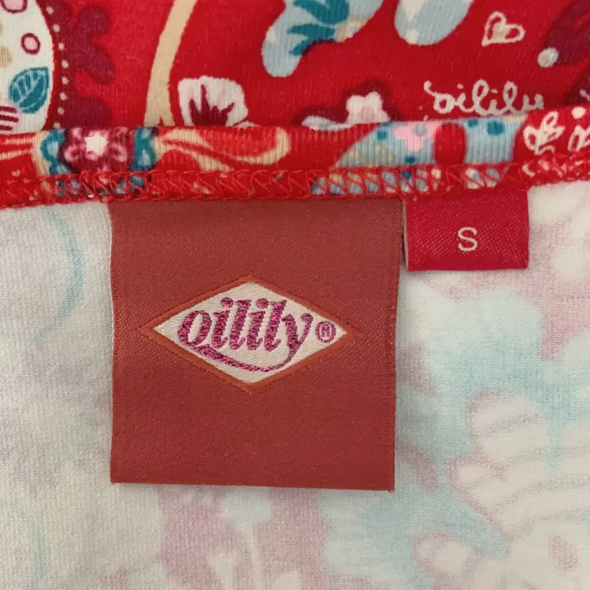 [BUNJANG] Oilily Red Flower S Size T-Shirt / oilily 오일릴리 레드 플라워 S사이즈 티셔츠