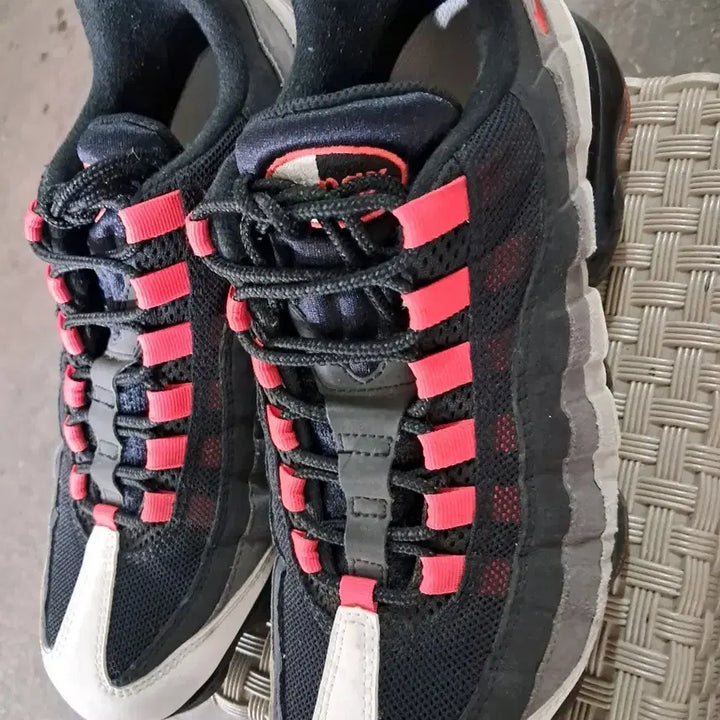 [BUNJANG] Nike Air Max 95 270 Sneakers / 나이키 에어맥스 95 270