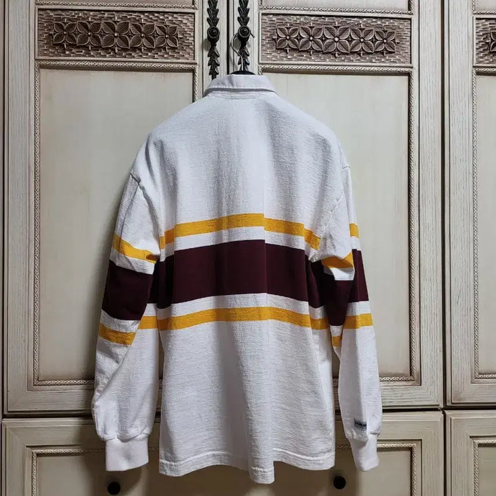 [BUNJANG] Minnesota University Barbarian Rugby T-Shirt &amp; Nike Baseball Cap Set / 일괄 미네소타 대학 바바리안 럭비 티셔츠 나이키 볼캡 모자 세트 셋업