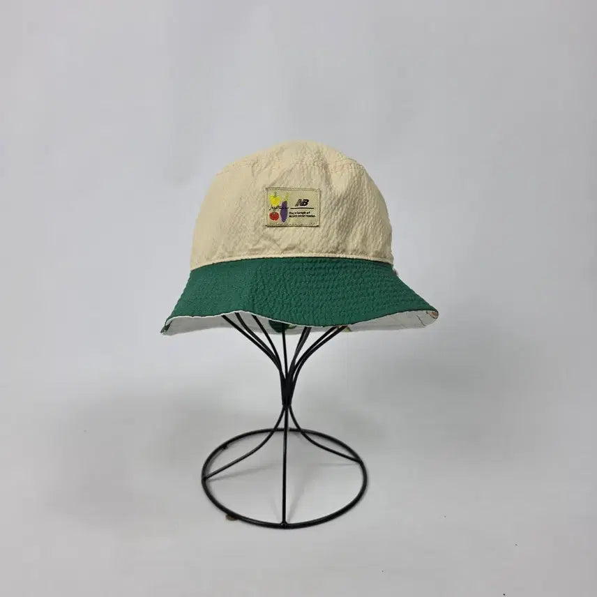 [BUNJANG] New Balance Reversible Cotton Blend Bucket Hat 54cm / 뉴발란스 리버시블 양면 지지미 버킷햇 모자 54cm. 0121