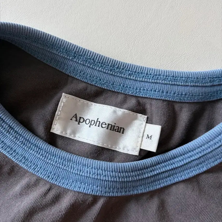 [BUNJANG] Apophienian Ringer Short Sleeve T-Shirt - Size M / Apophienian 링거 반팔 티셔츠 M