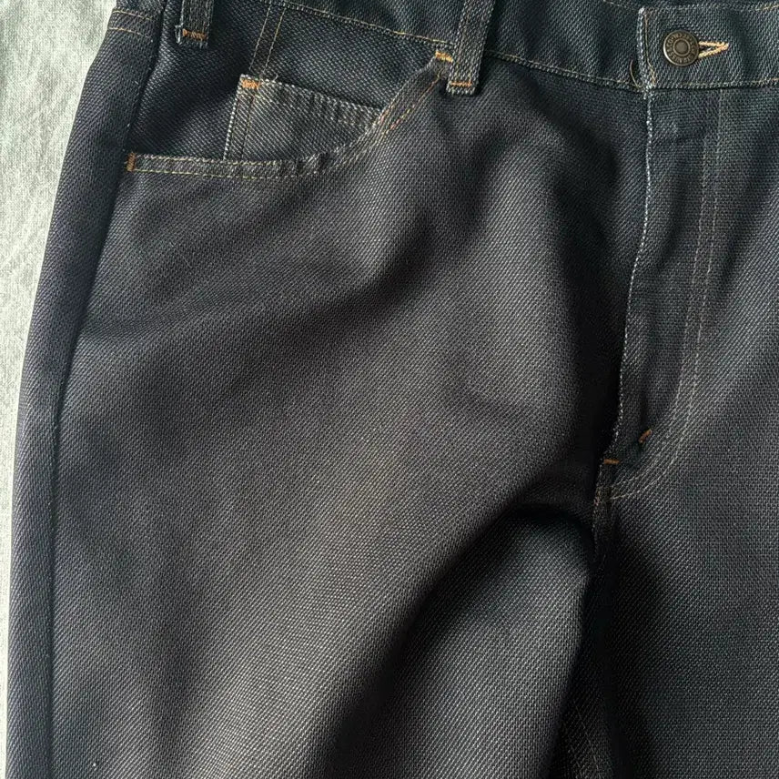 [SOLD OUT] Vintage 80s Levi&