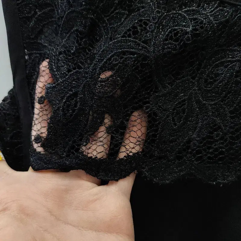 [BUNJANG] Vintage Feminine Lace Black Mini Dress / 빈티지 페미닌 레이스 블랙 미니 원피스
