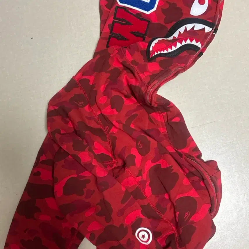 [BUNJANG] BAPE Shark Hoodie Red / 베이프 샤크 후드집업 레드