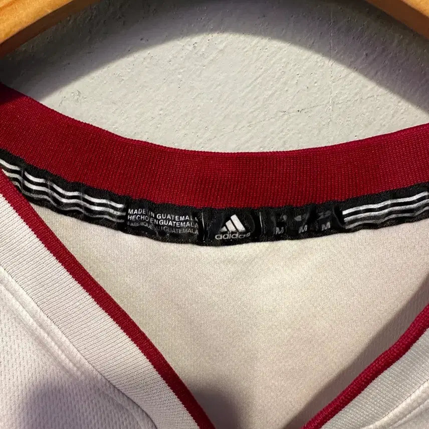 [BUNJANG] Adidas HEAT James Sleeveless Top / 아디다스 정품 HEAT 제임스 나시