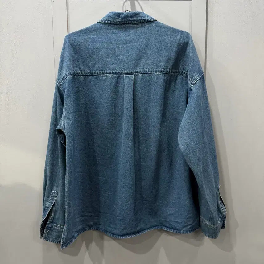 [BUNJANG] Columbia University Vintage Oversized Denim Shirt / M 컬럼비아 유니버시티 빈티지 오버핏 데님 셔츠 청남방