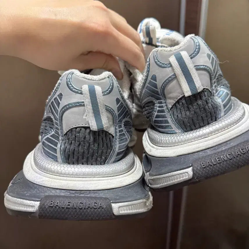 [BUNJANG] Balenciaga 3XL Sneakers Silver Size 42 / 발렌시아가 3xl
