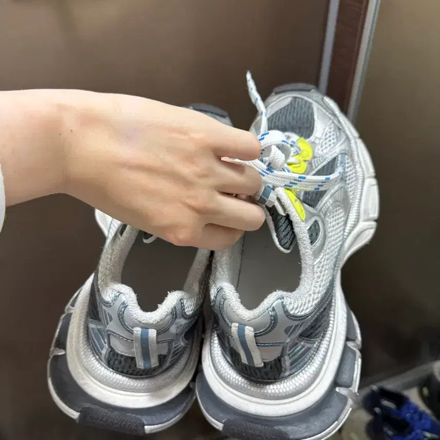 [BUNJANG] Balenciaga 3XL Sneakers Silver Size 42 / 발렌시아가 3xl