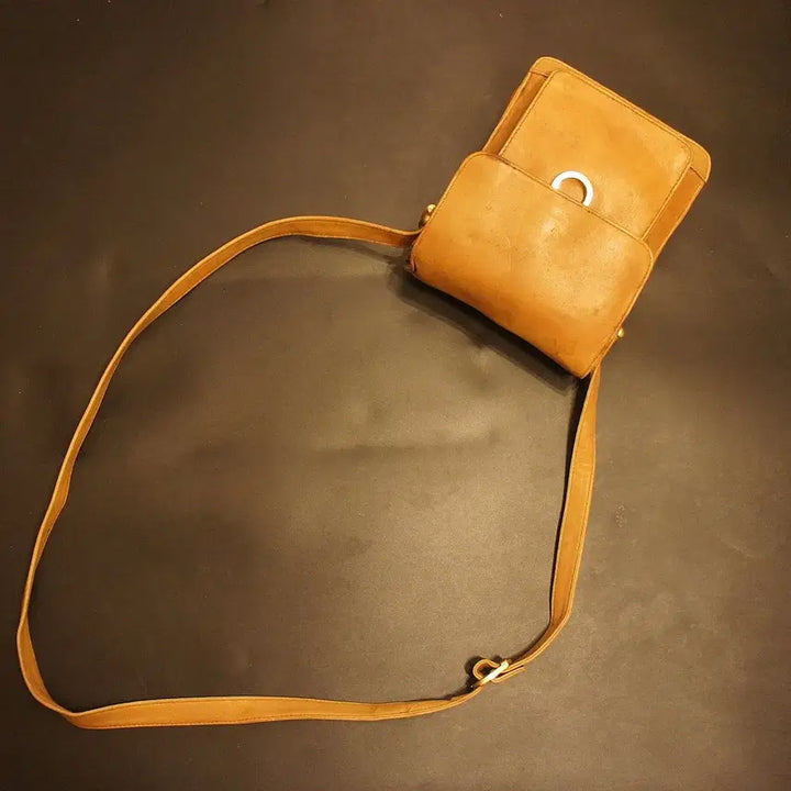 [BUNJANG] 7112 Leather Crossbody Bag / 7112 크로스가방 크로스백 가죽백 가죽가방 빈티지가방 여성가방 남자백
