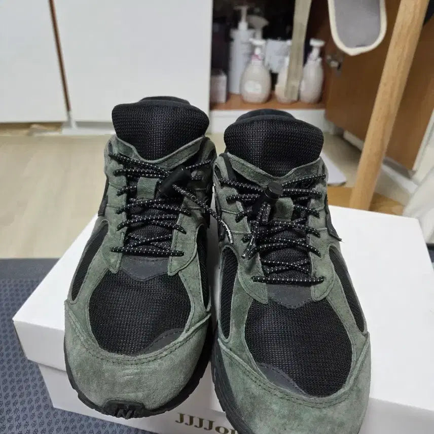 [BUNJANG] JJOUND 2002r Gore-Tex Sneakers (270mm) / 뉴발란스x자운드 2002r 270