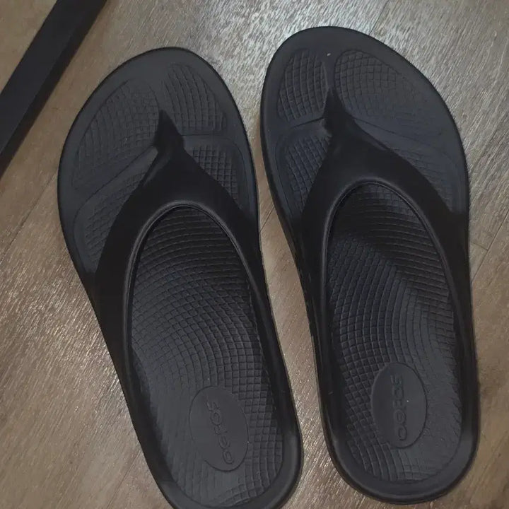[BUNJANG] OOFOS Original Sandal Black 260 / 우포스 오리지널 조리 쪼리 블랙 260