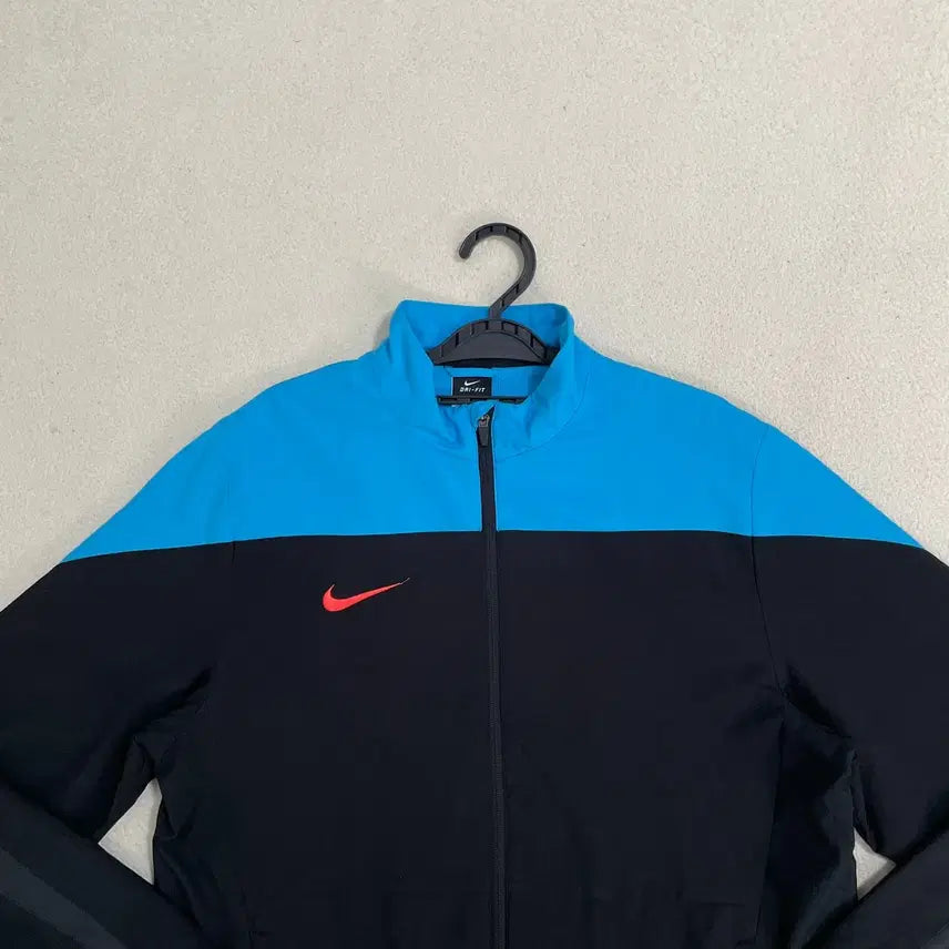 [BUNJANG] Nike Training Zip-Up Top L / L 나이키 트레이닝복 집업 상의 B.3747