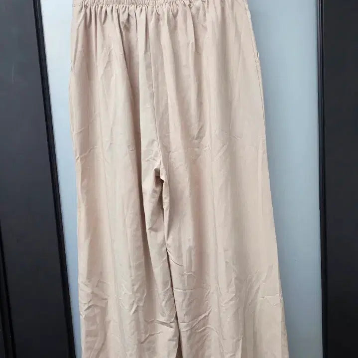 [BUNJANG] Two-Tuck Wide Pants with Back Banding / 뒷밴딩 투턱 와이드팬츠