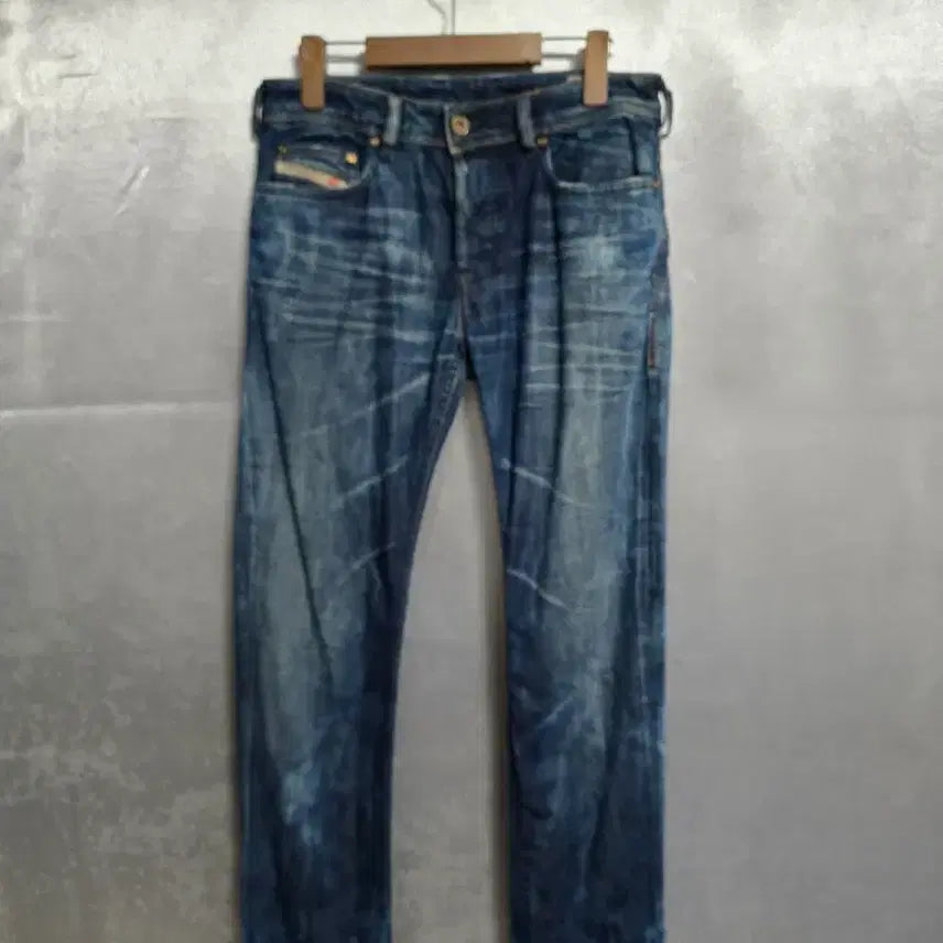 [BUNJANG] Diesel Washed Denim Jeans / 디젤 워싱 데님 청바지