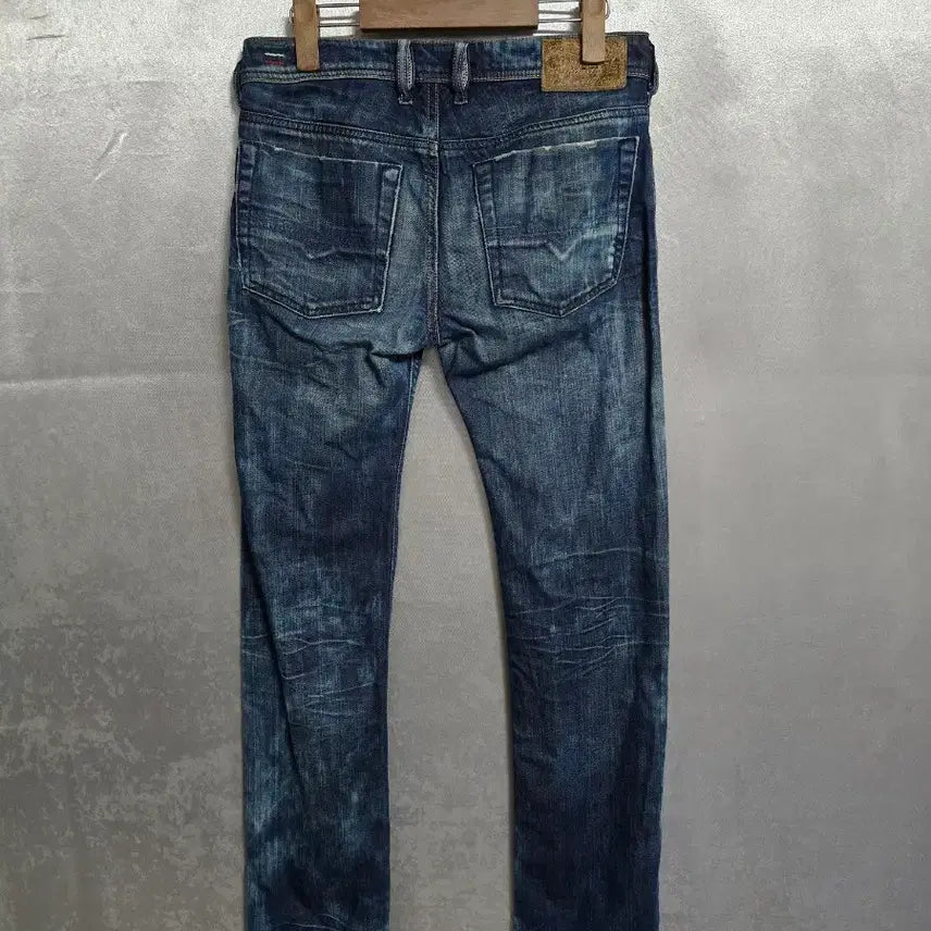 [BUNJANG] Diesel Washed Denim Jeans / 디젤 워싱 데님 청바지