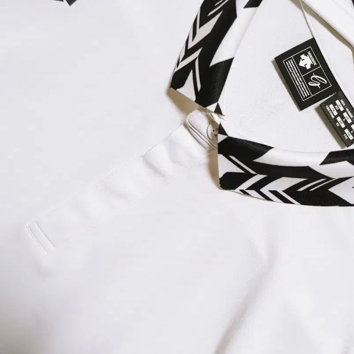 [BUNJANG] Descente Collar Short Sleeve T-Shirt White XXL / [XXL] 데상트 카라 반팔티 화이트396