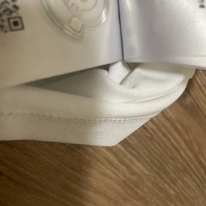 [BUNJANG] Moncler White Polo T-Shirt L / 몽클레어 반팔 카라티 L