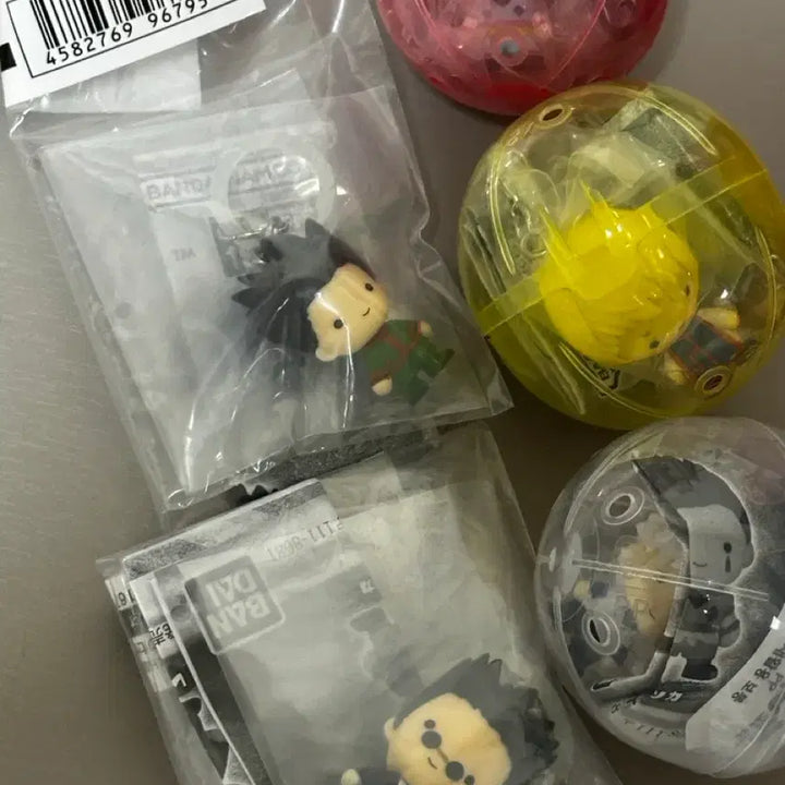 [BUNJANG] Hunter x Hunter Ichiban Kuji Round 1 Full Set Trading Figures / (미개봉) 헌터헌터 메지루시 1탄 풀셋 가챠 곤키르아히소카크라피카레오리오
