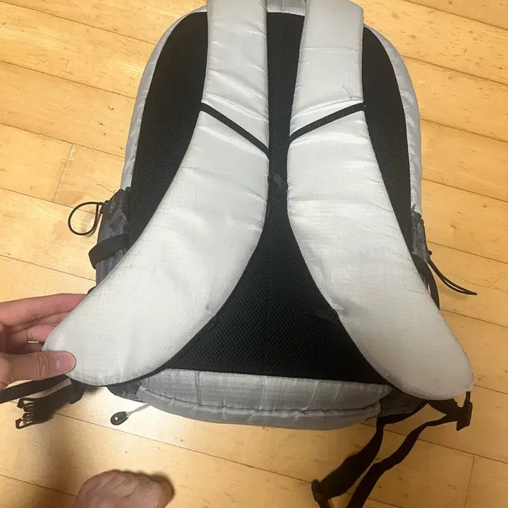 [BUNJANG] Sansan Gear 24FW Backpack / 산산기어 가방 백팩 그레이 24fw