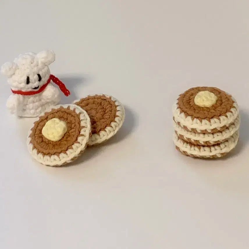 [BUNJANG] Handmade Crocheted Pancake Keychain / 뜨개 팬케이크 키링 핸드메이드