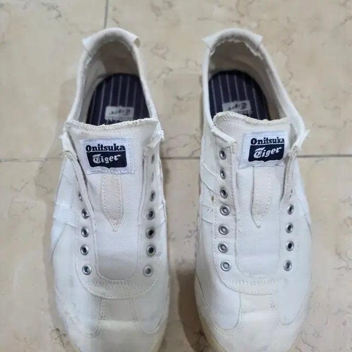 [BUNJANG] Onitsuka Tiger White Sneakers Size 265 / 오니츠카타이이거 스니커즈 265 팔아요