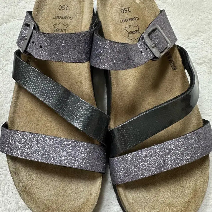 [BUNJANG] Silver Glitter Strap Sandals 250 / 실버 글리터 스트랩샌들 250