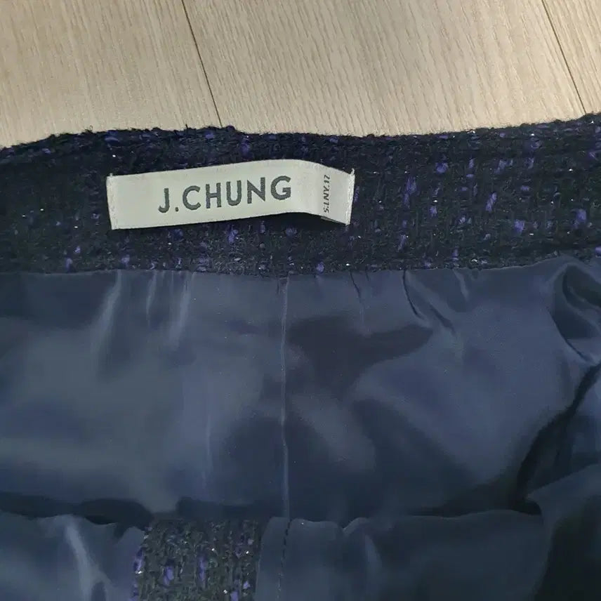 [BUNJANG] J.CHUNG Tweed Mini Skirt / 제이청 트위드 미니스커트