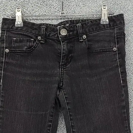 [BUNJANG] Guess Black Vintage Denim Jeans Size 26 / 게스 흑청 빈티지 청바지 64(26)