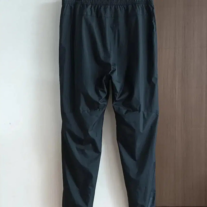 [BUNJANG] The North Face Black Training Jogger Pants / 노스페이스 트레이닝 조거 바지