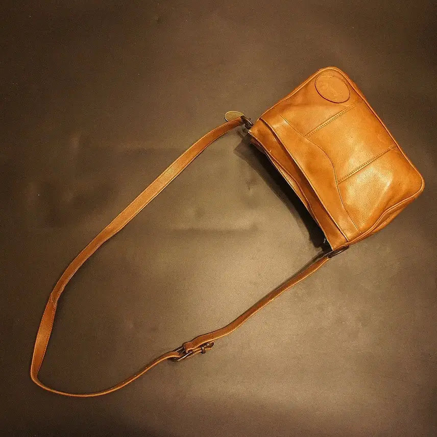 [BUNJANG] Vintage Leather Crossbody Bag / 7147 크로스가방 크로스백 가죽백 가죽가방 빈티지가방 여성가방 남자백
